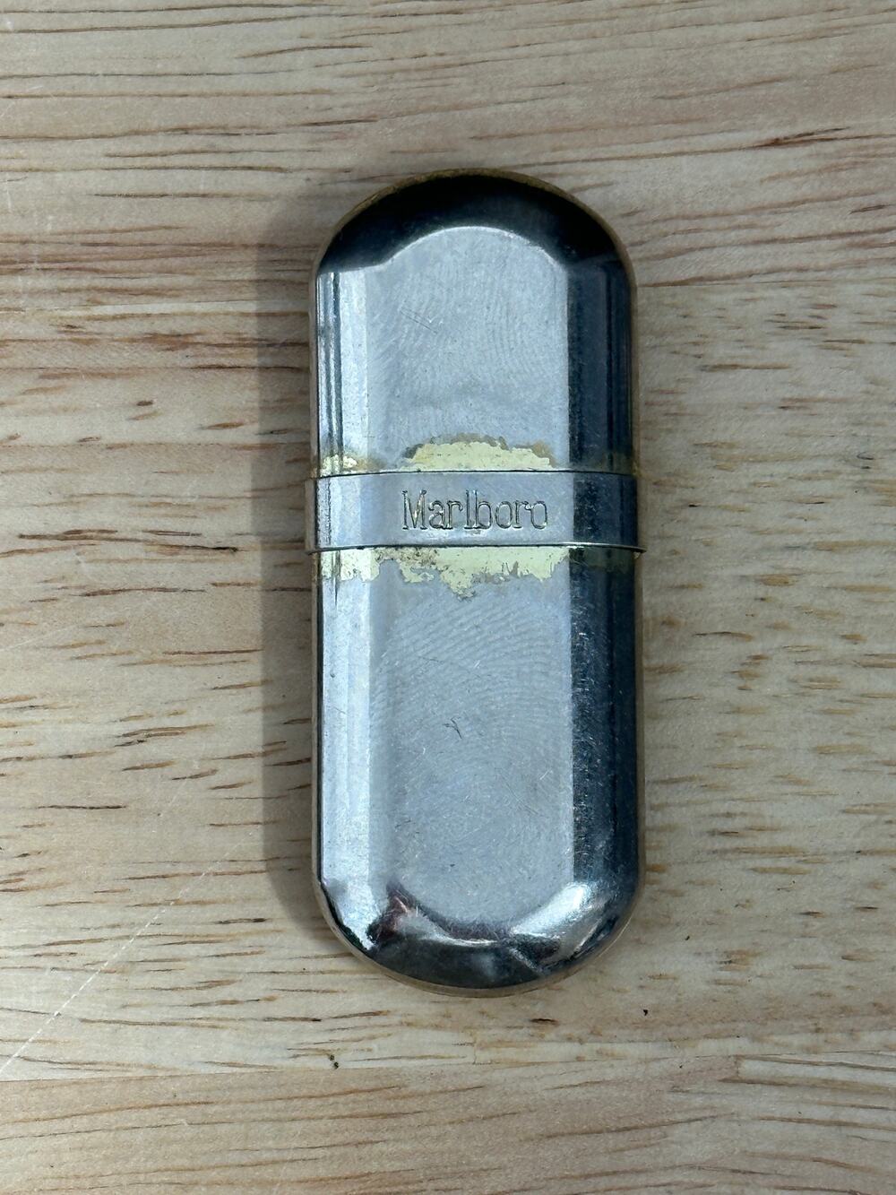 VINTAGE MARLBORO CIGARETTE LIGHTER BRASS NO 6